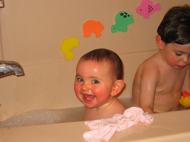 Sarah.bath3.JPG